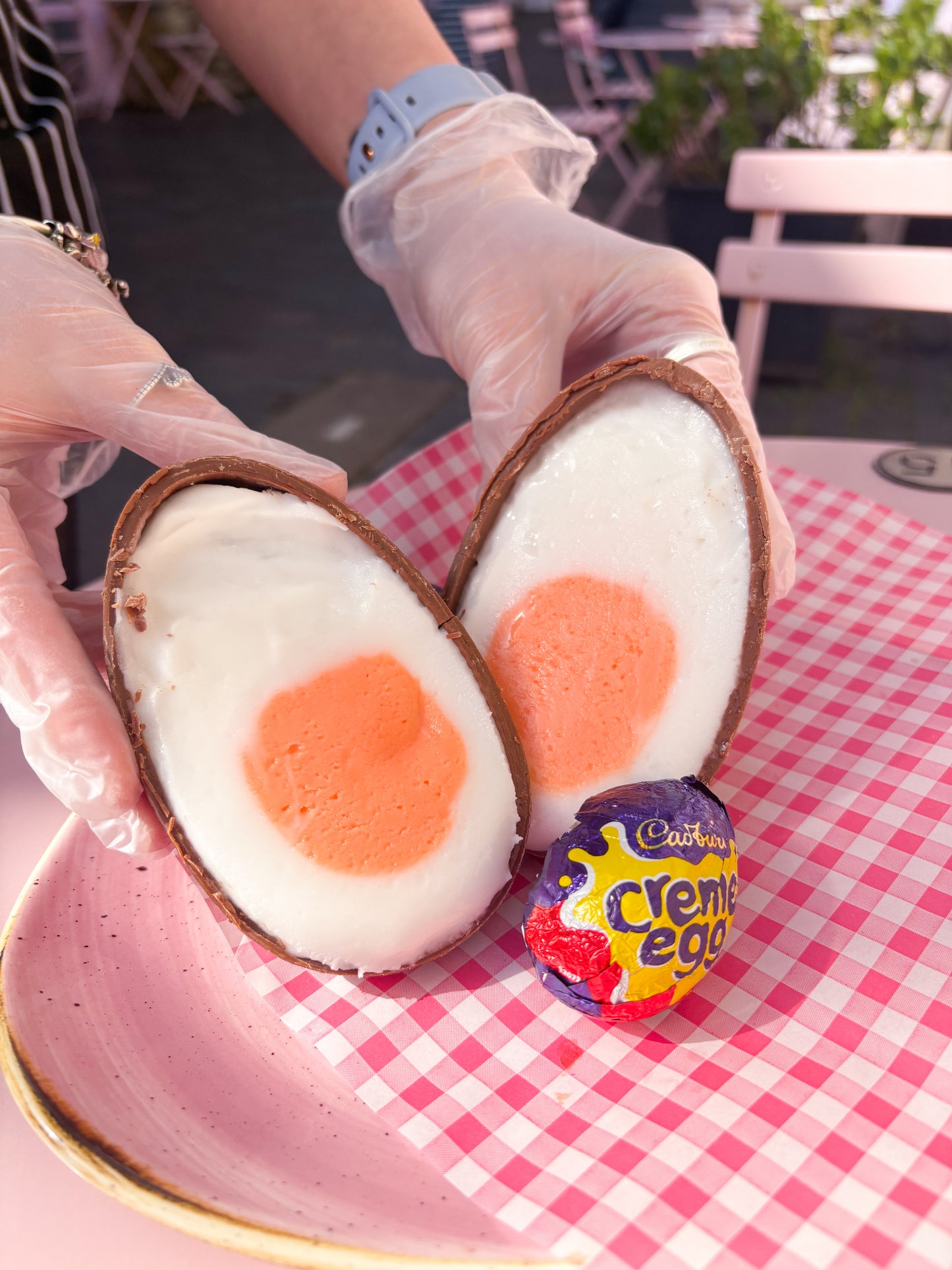 GIANT CREME EGG PREORDER